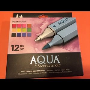Spectrum Noir set of 12 markers